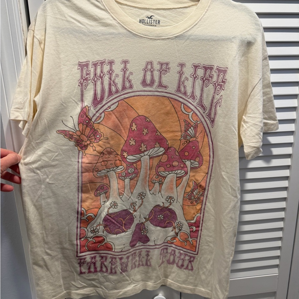 Hollister Cream Cotton Logo Tee with Navy Print